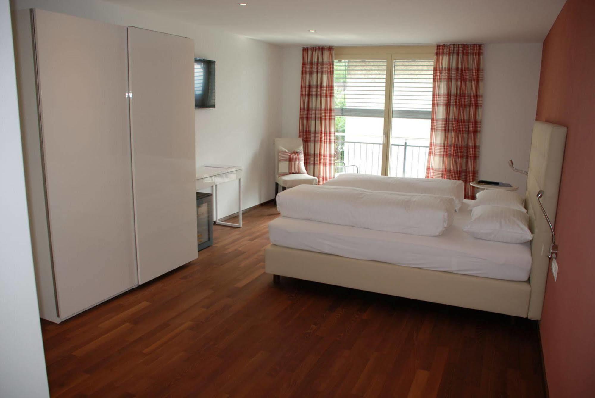 Hotel Weinstube Nendeln Εξωτερικό φωτογραφία